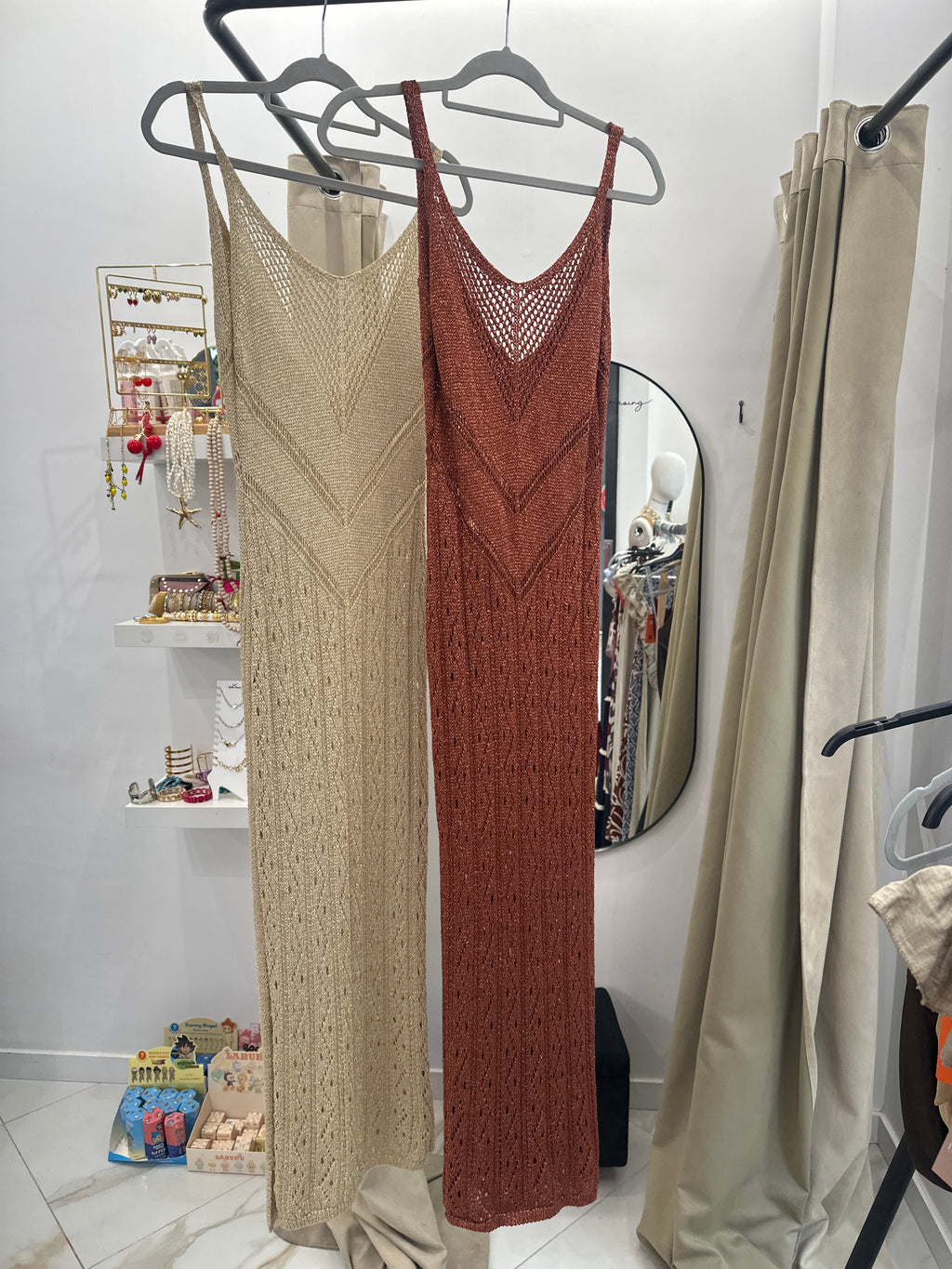 Vestido largo de punto calado – estilo boho irresistible