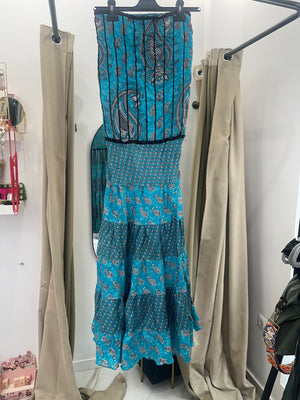 Vestido indio palabra de honor con nido de abeja en la espalda