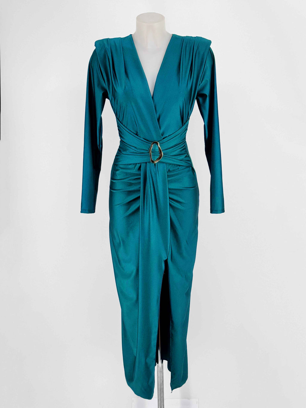 Vestido satinado con frunce y cinturón dorado | Luxala Shop