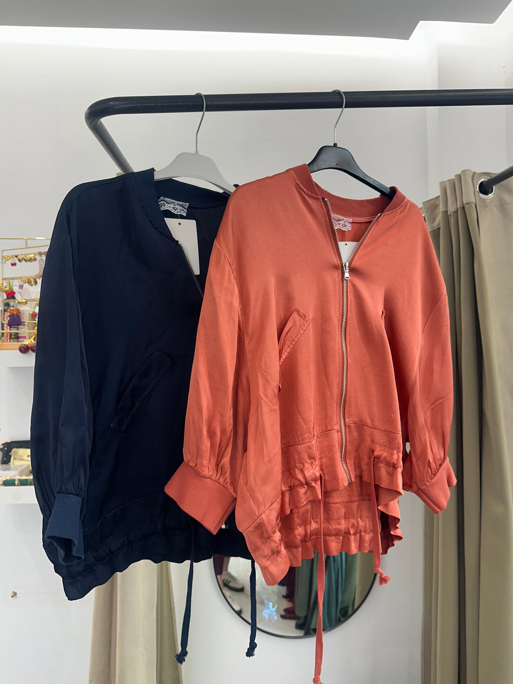 Chaqueta bomber ligera con cremallera – Azul marino y teja