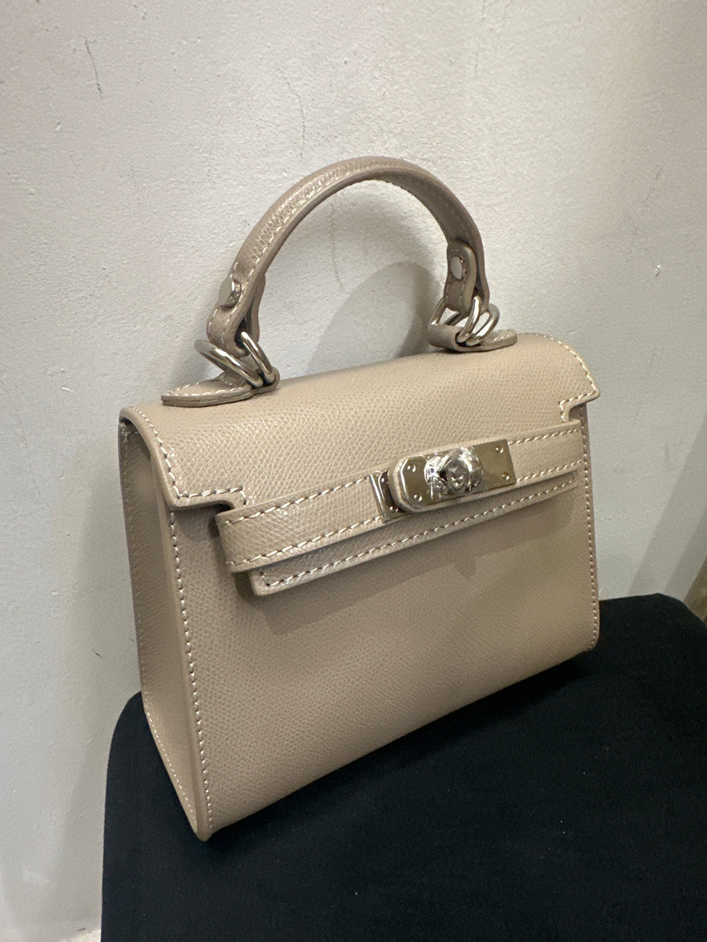 Bolso Mini Estructurado de Piel