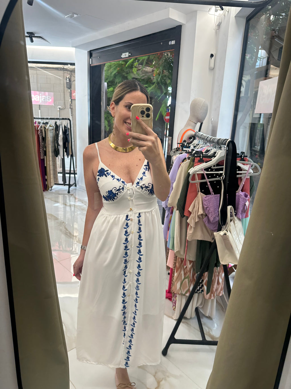  Vestido Atenea blanco con bordados azules - LUXALA | Ropa mujer