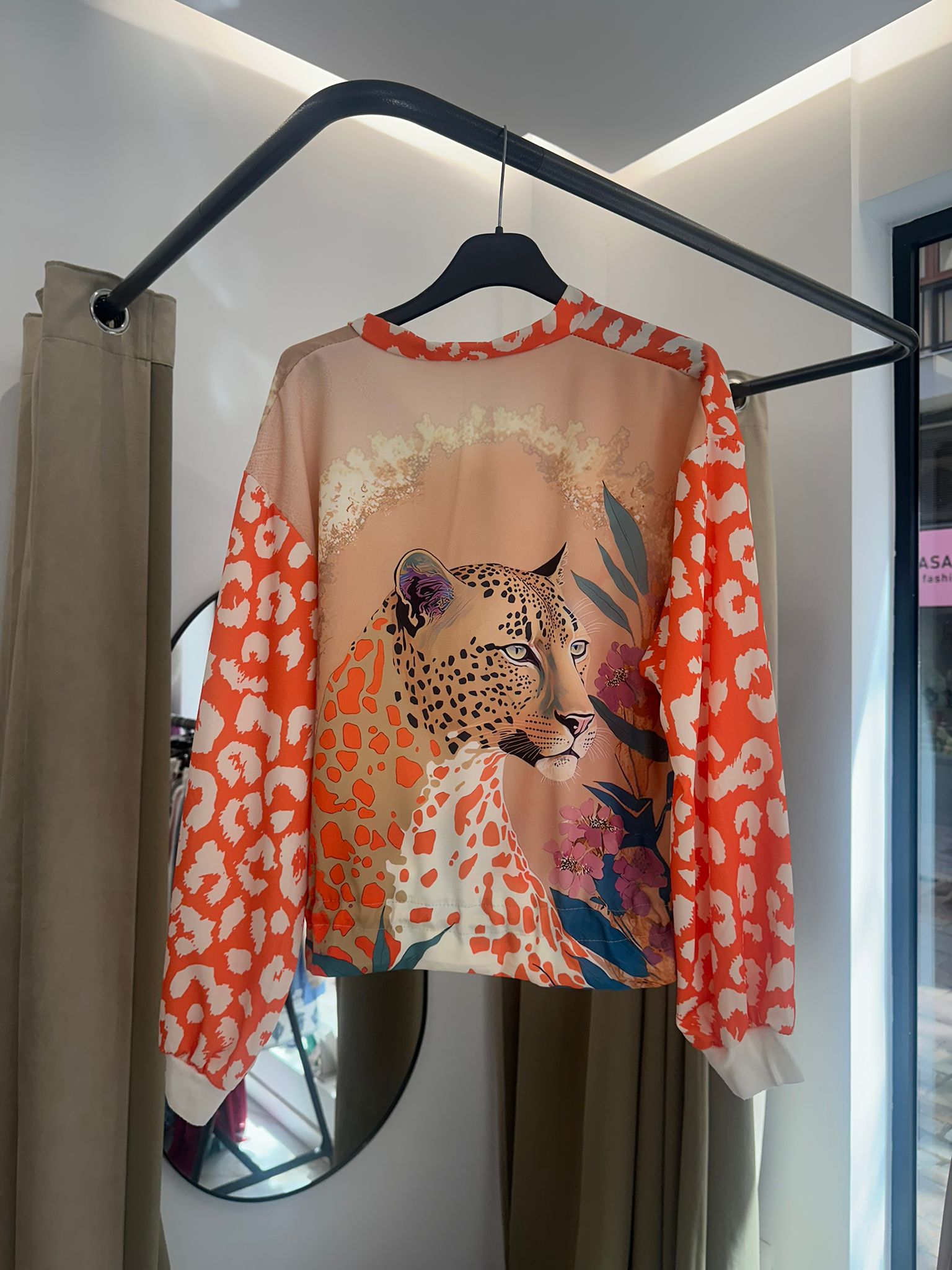 BOMBER LEOPARD